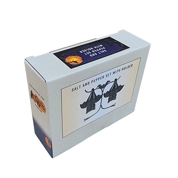 Cracker Barrel Halloween Hanging Bat Salt & Pepper Shaker 3pc Set Collectible - Picture 6 of 7